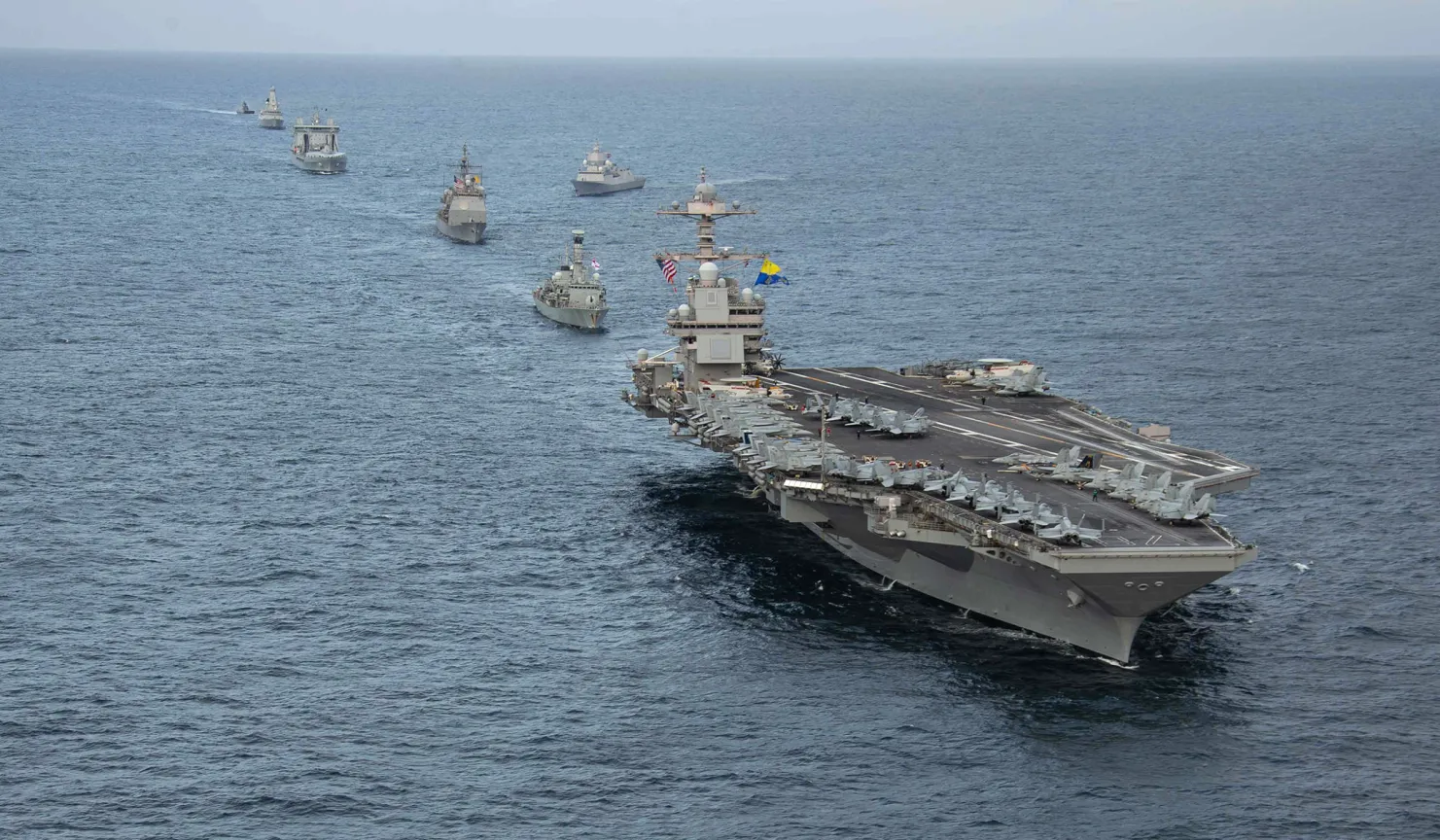 Wenn Medien in den Krieg ziehen: Vom Sturmgeschütz über das Schlachtschiff zum Flugzeugträger